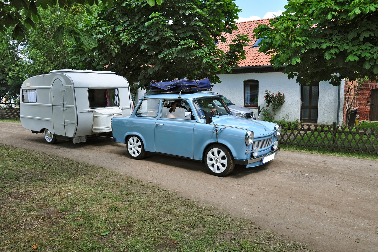 Image - satellite caravan auto trabbi