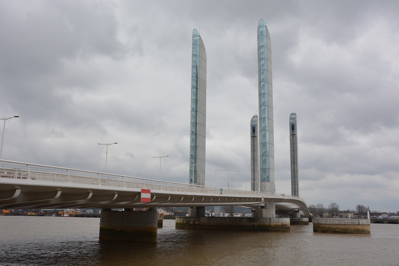 Image - bridge bordeaux france garonne