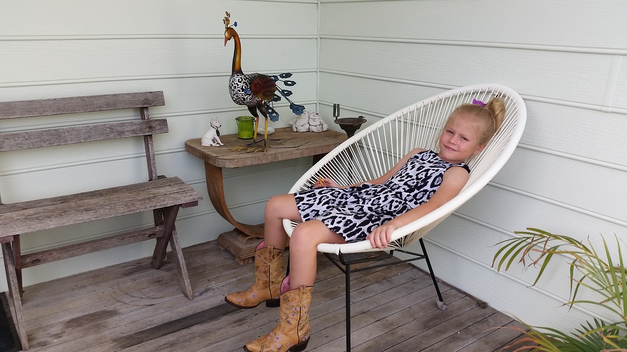 Image - child girl cottage leisure holiday