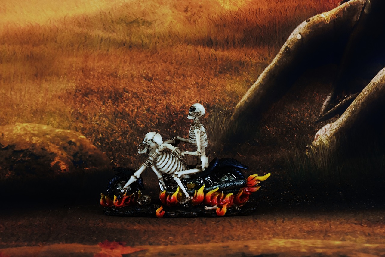 Image - biker skeleton creepy darkness