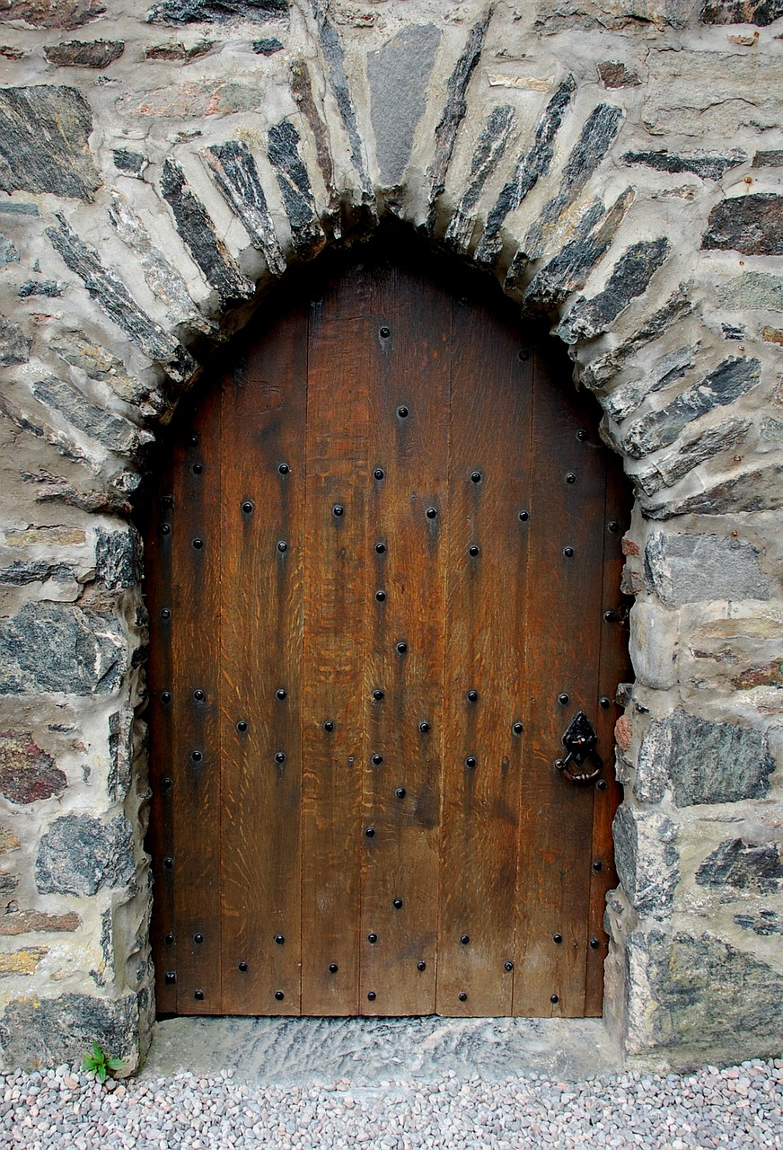 Image - castle door scotland portal stone