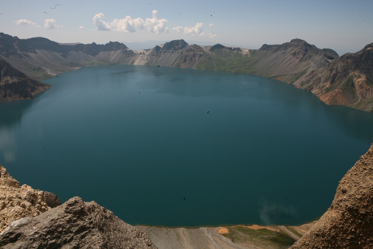 Image - changbai mountain tianchi