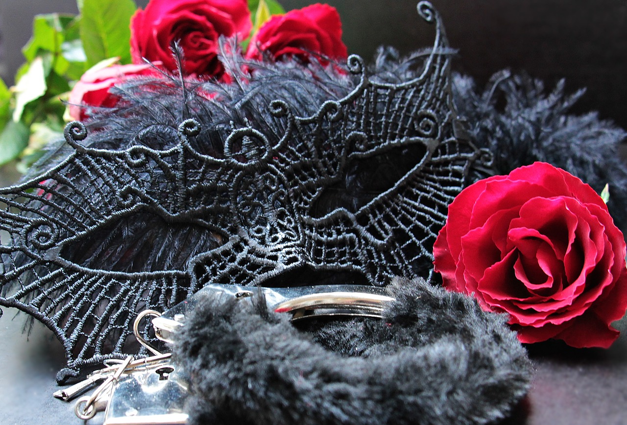 Image - mask handcuffs roses red roses red