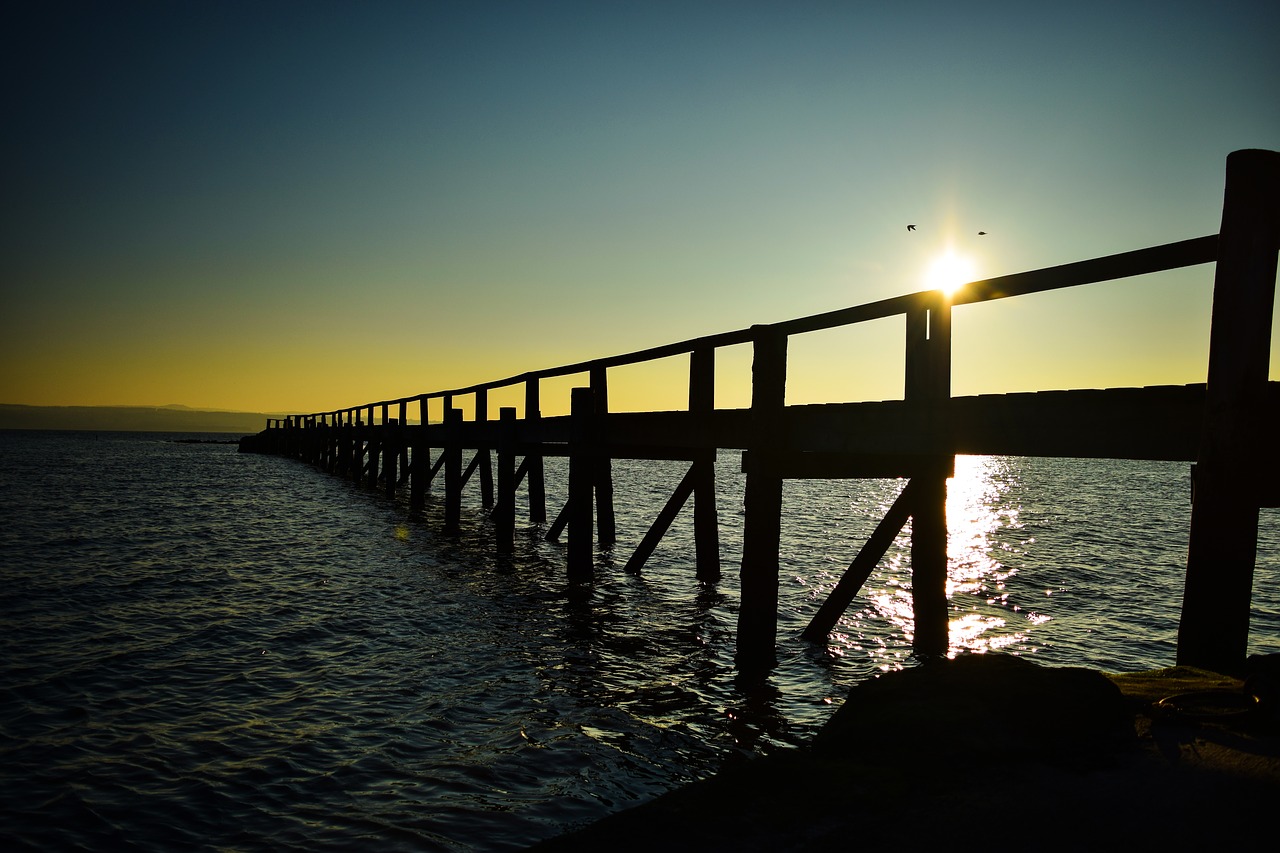 Image - culross pier water scotland culross