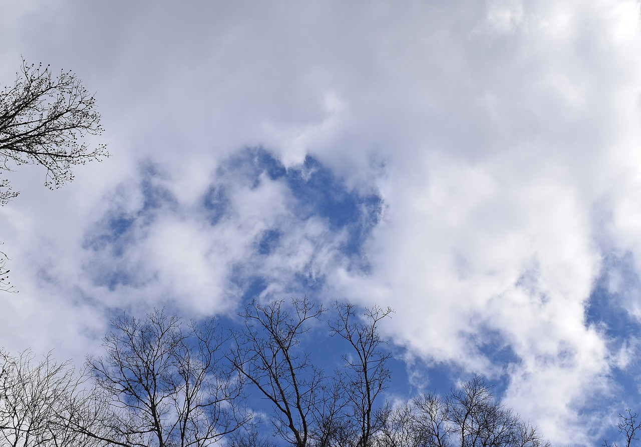 Image - wispy clouds blue sky clouds