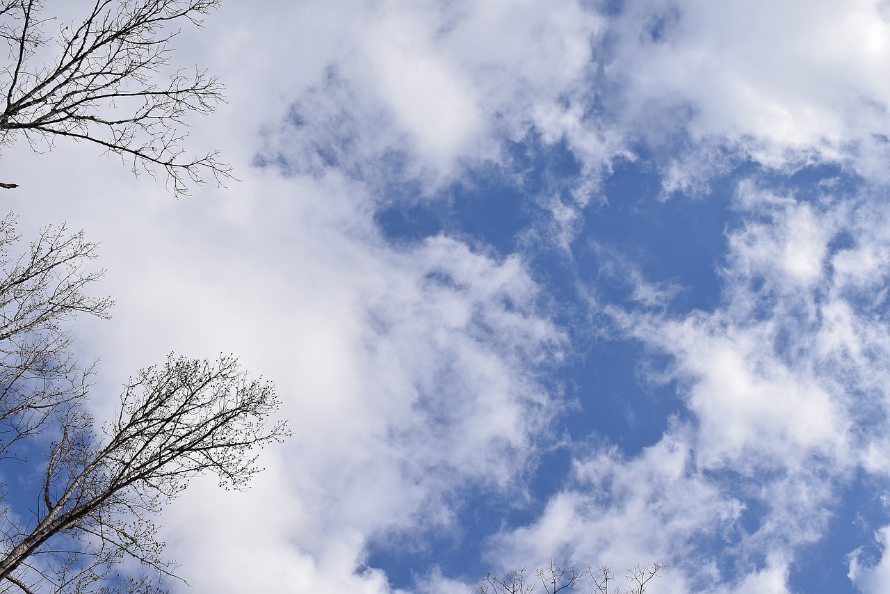 Image - wispy clouds blue sky clouds