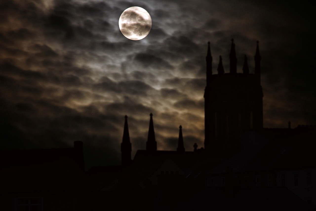 Image - full moon silhouette castle night