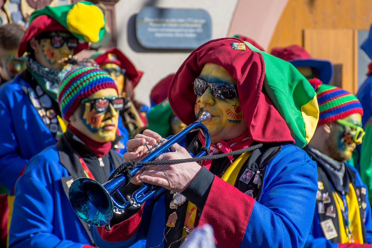 Image - music fasnet dressed up costume