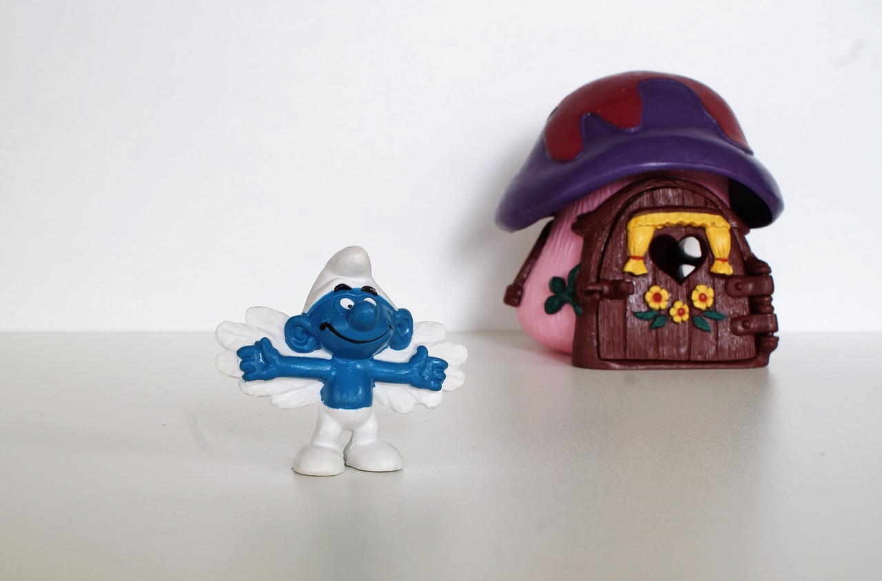 Image - smurf smurfs figure toys