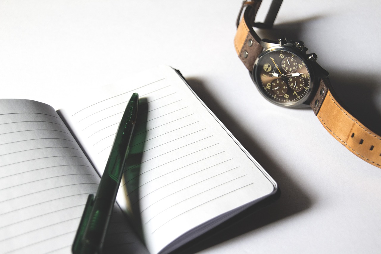 Image - checklist paper notebook watch pen