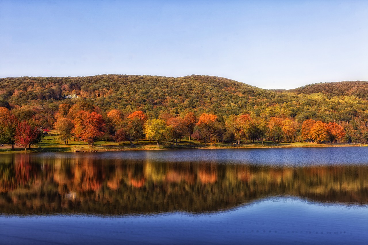 Image - squantz pond connecticut landscape