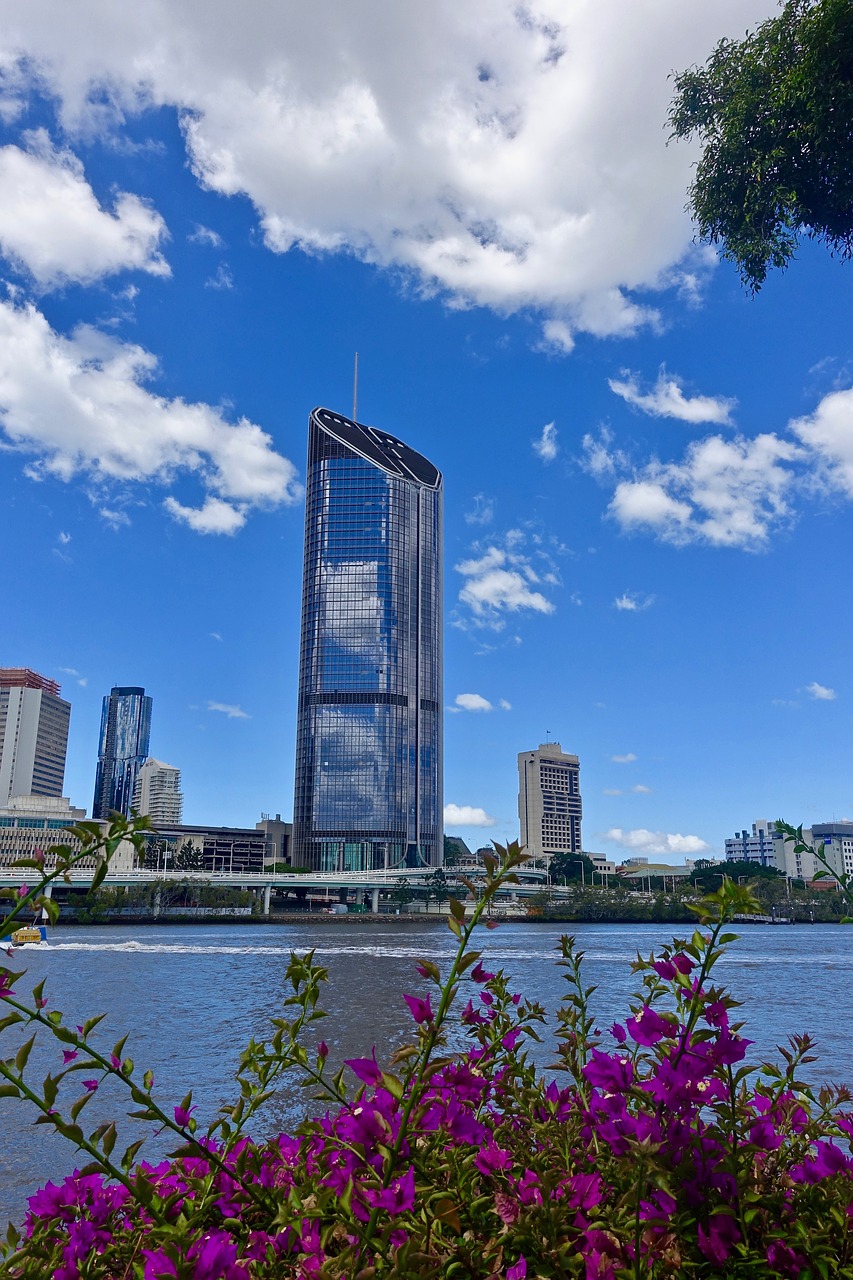 Image - skyscraper brisbane river