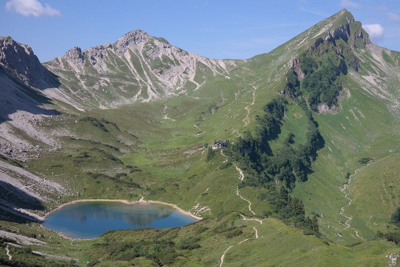 Image - lake bergsee pool landsberger hut