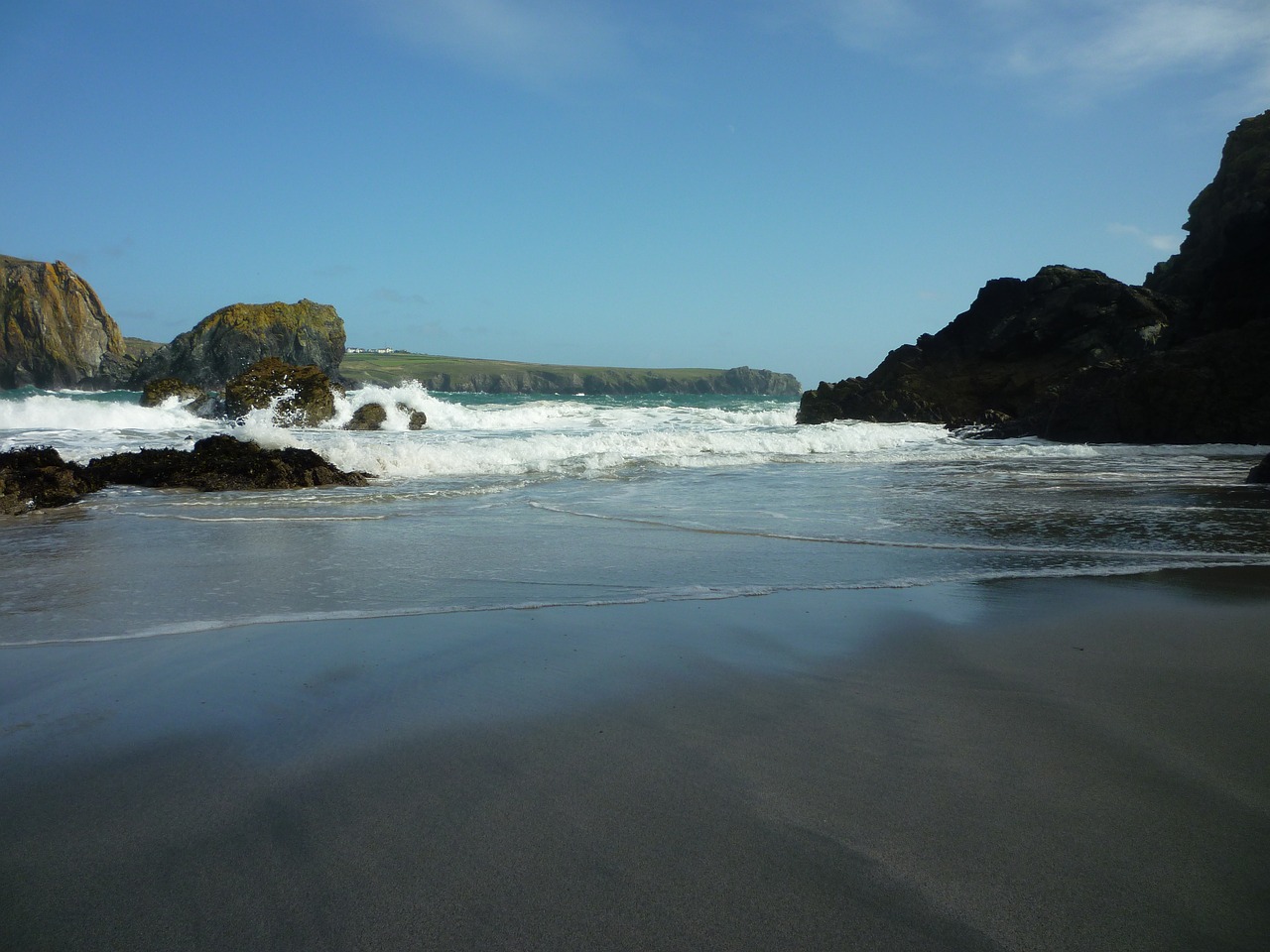 Image - cornish coast seaside rocky shore