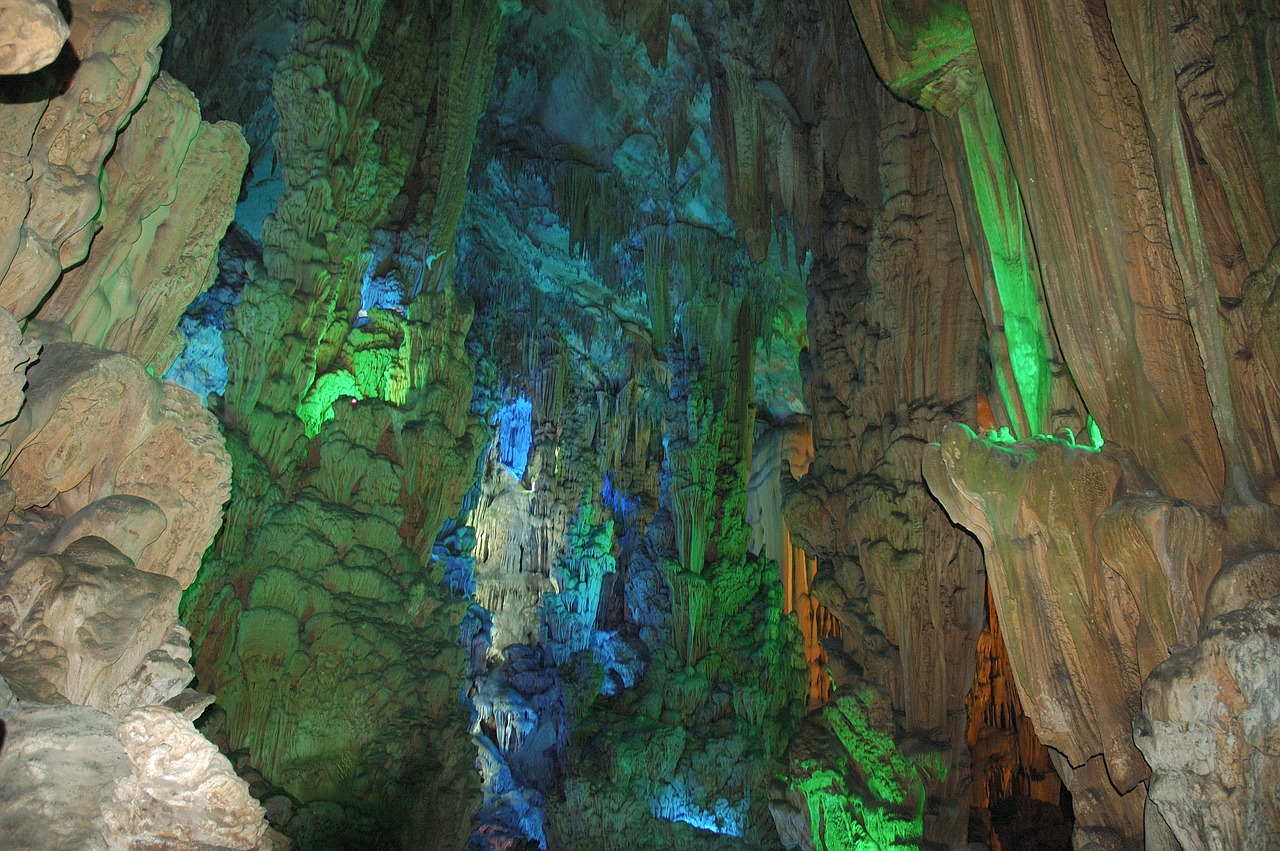 Image - china cave travel tourism