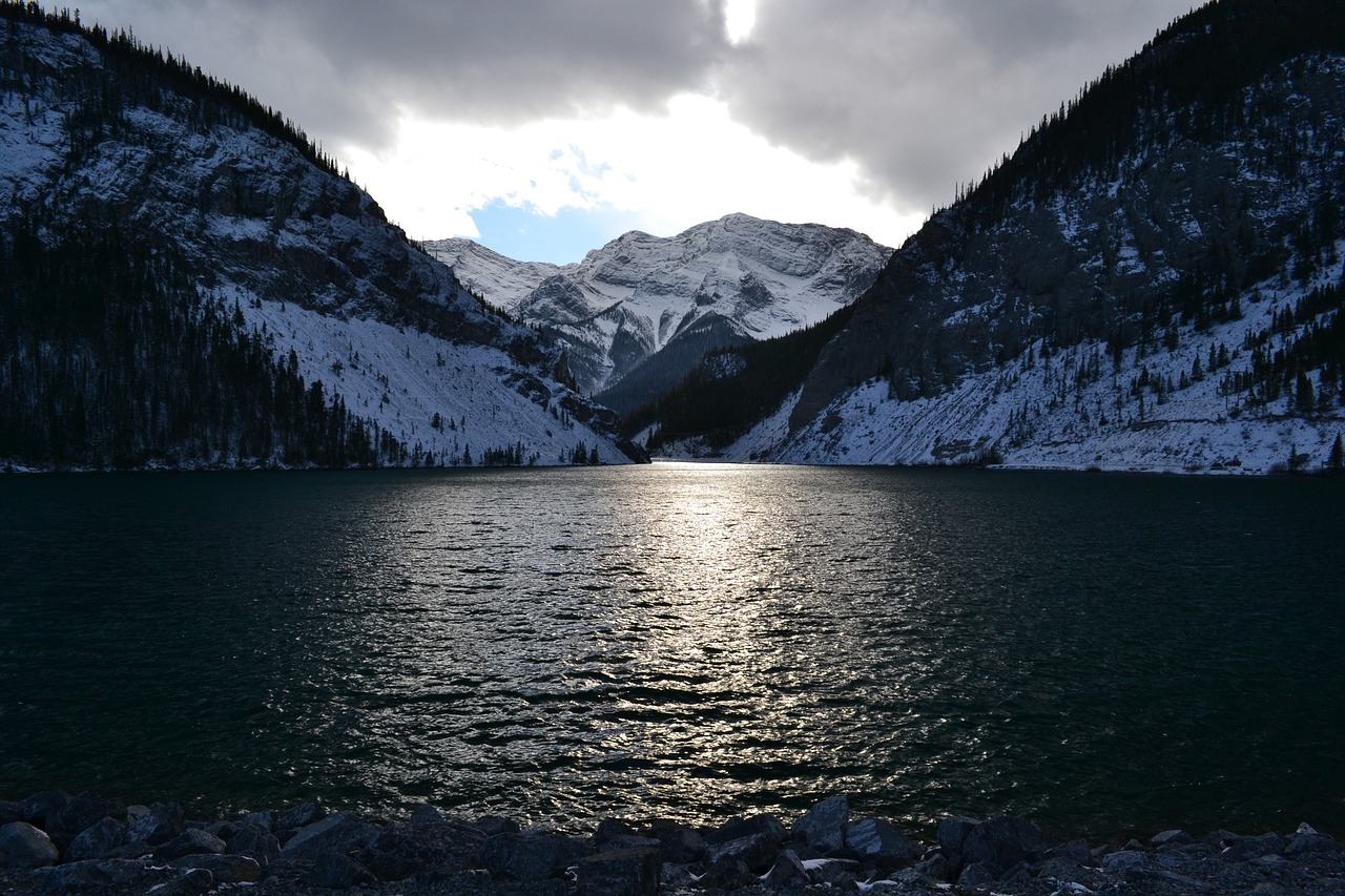 Image - mountain lake landscape water