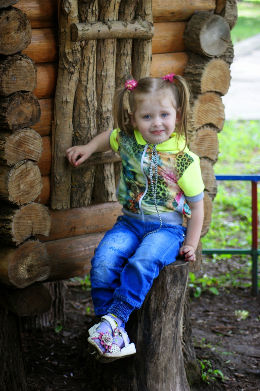Image - girl house bench park grass