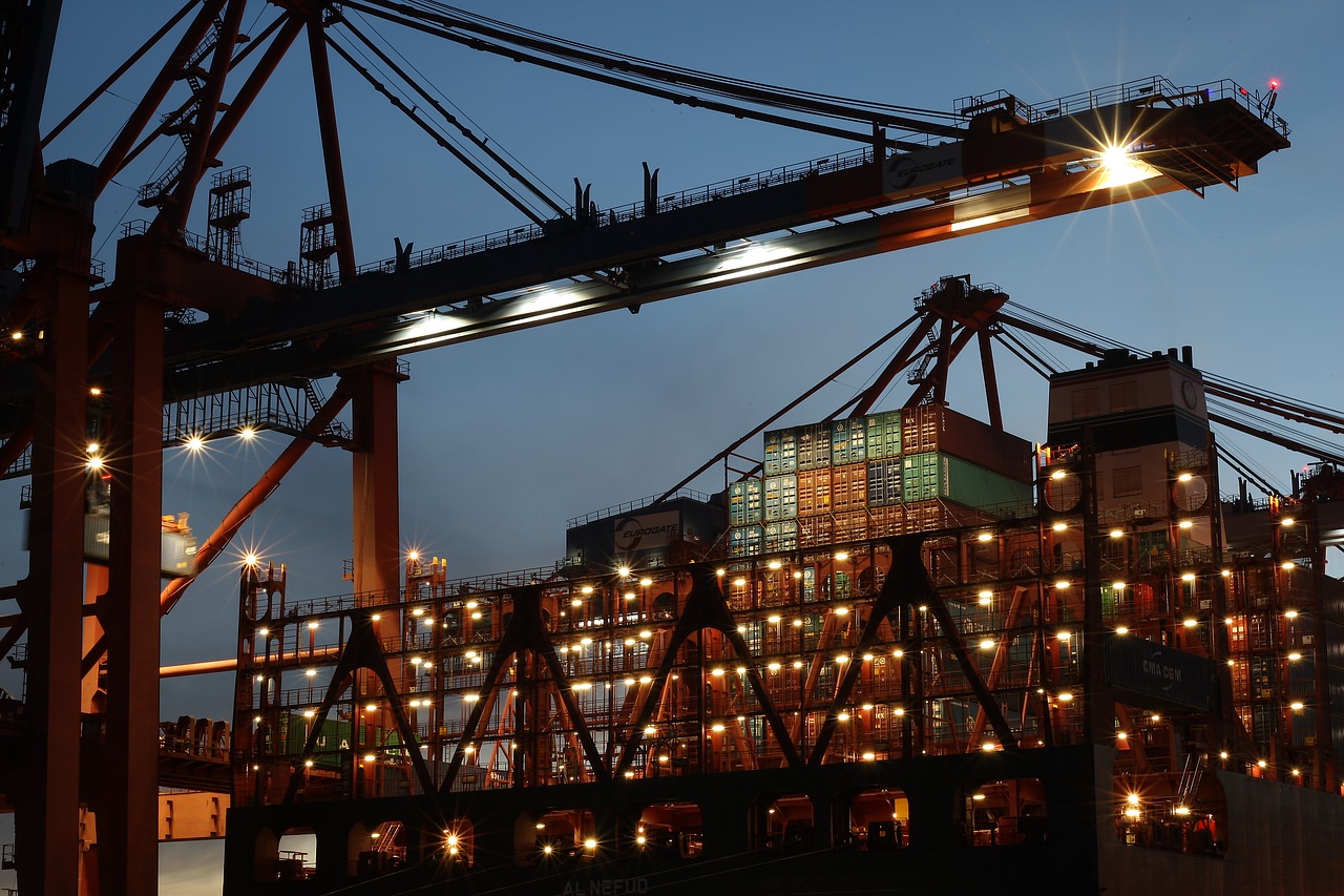 Image - hamburg port cranes container ship