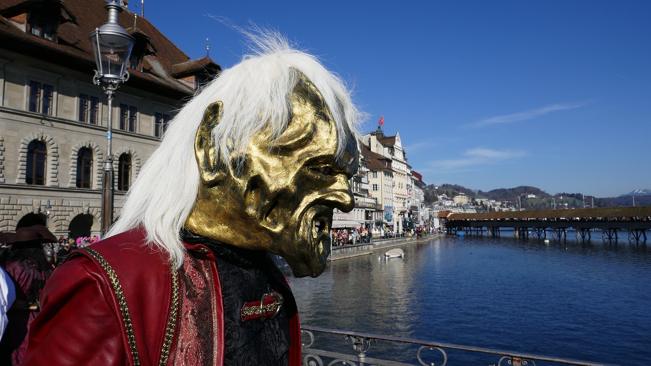 Image - carnival lucerne mask panel