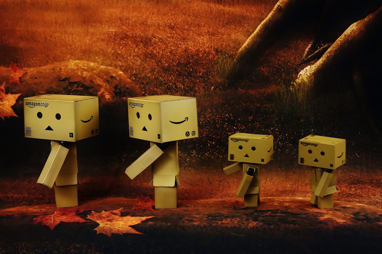 Image - night hike family danbo figures