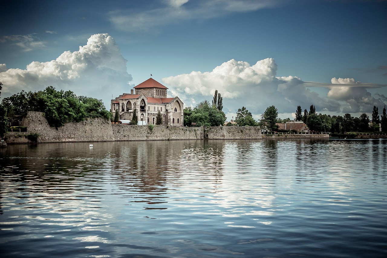 Image - tata castle and the lake landscape