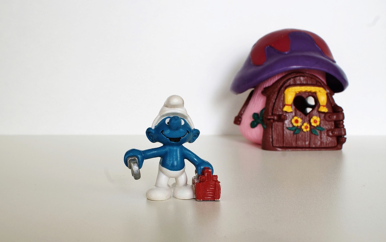 Image - smurf smurfs figure toys