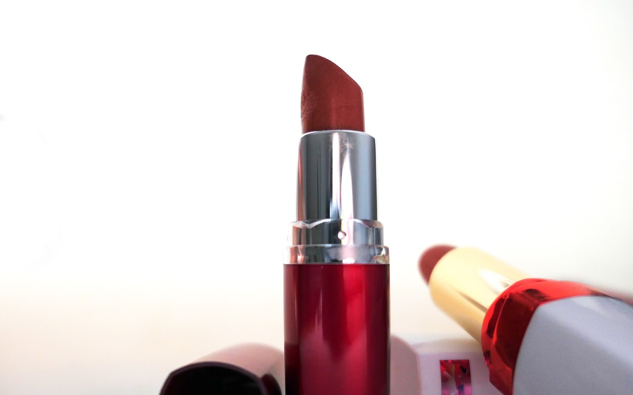 Image - lipsticks cosmetics make up beauty