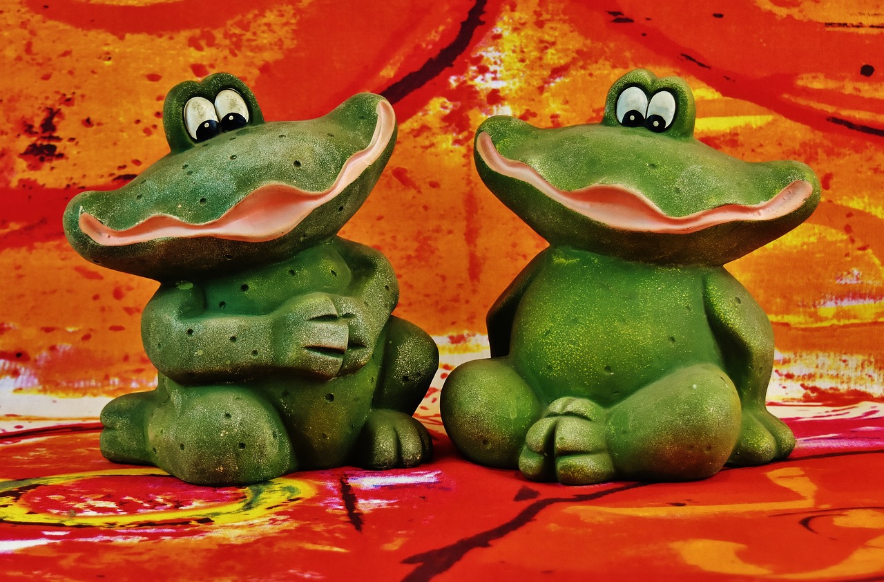 Image - frogs figures funny fun green