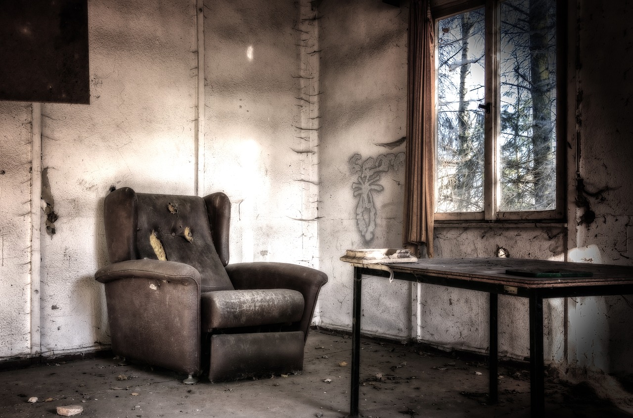 Image - lost places room chair leave