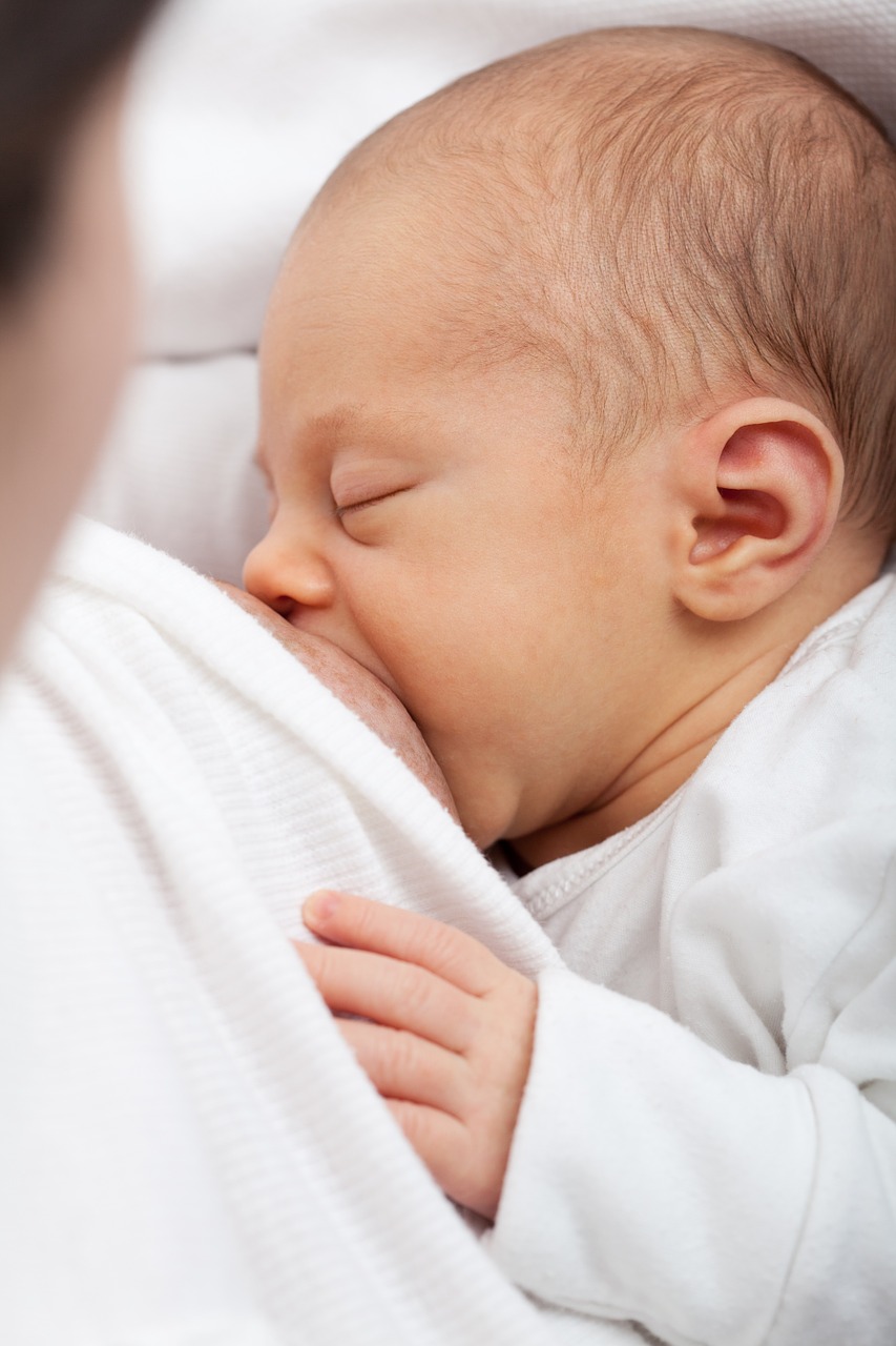 Image - baby breast breastfeeding care