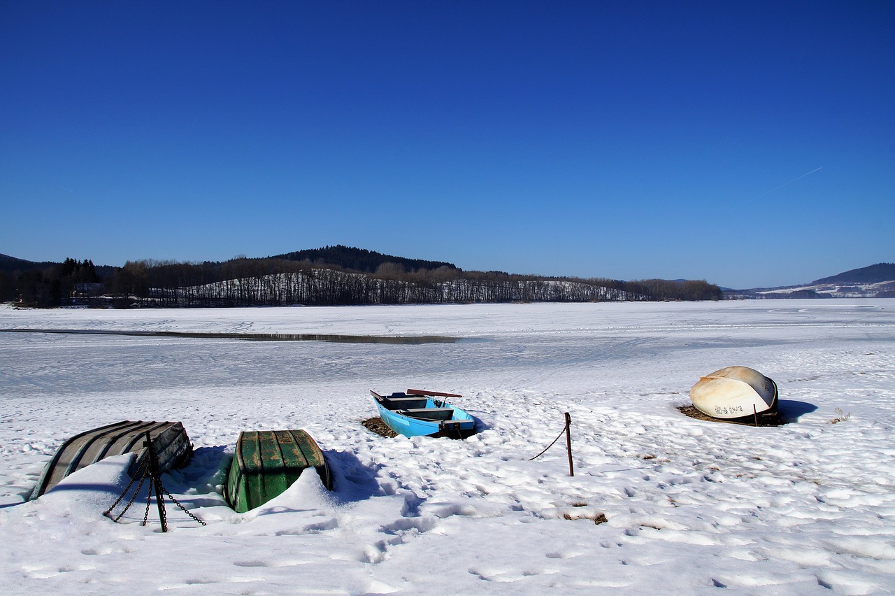 Image - rowboat boats barge frozen lake