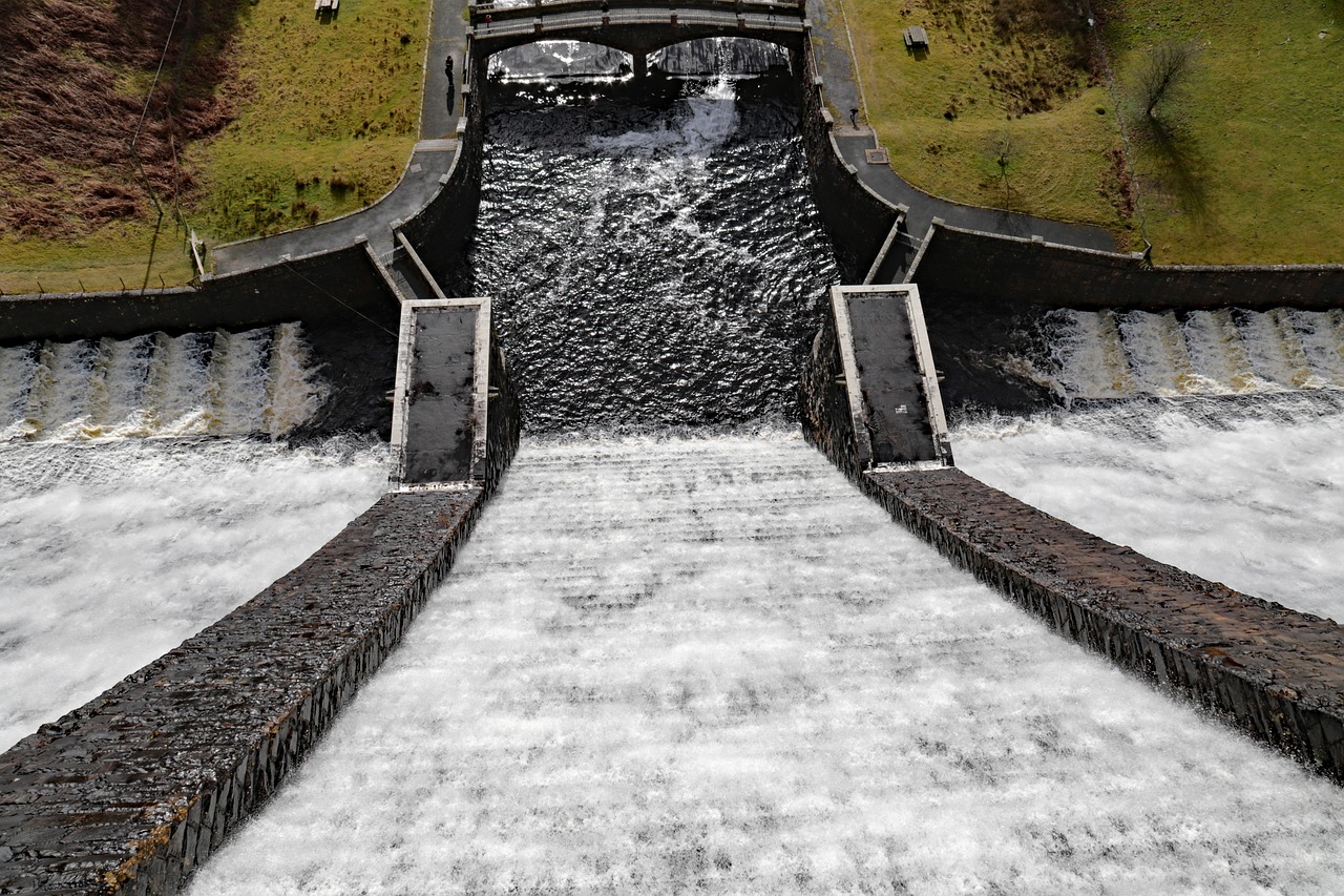 Image - claerwen elan valley 57 metres high