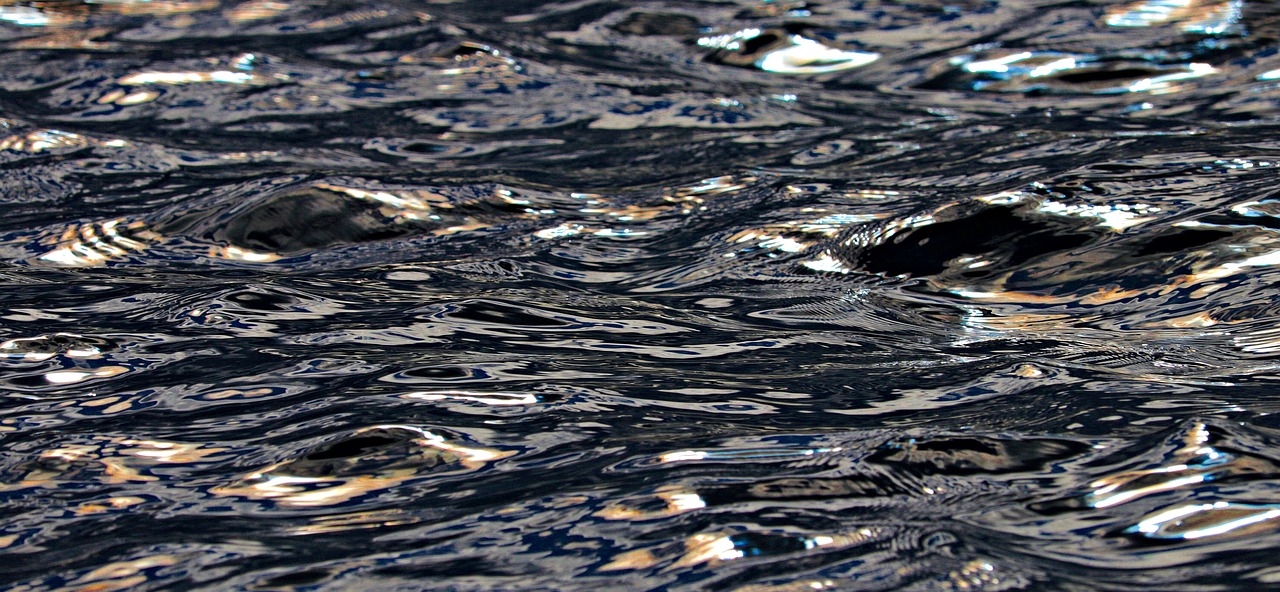 Image - lake water wave mirroring texture