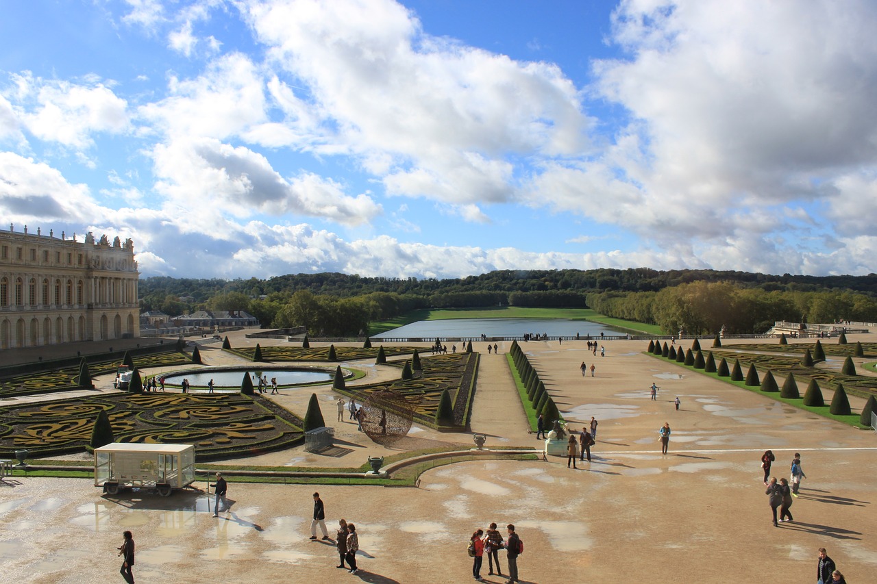 Image - louvre palace france palace tourism