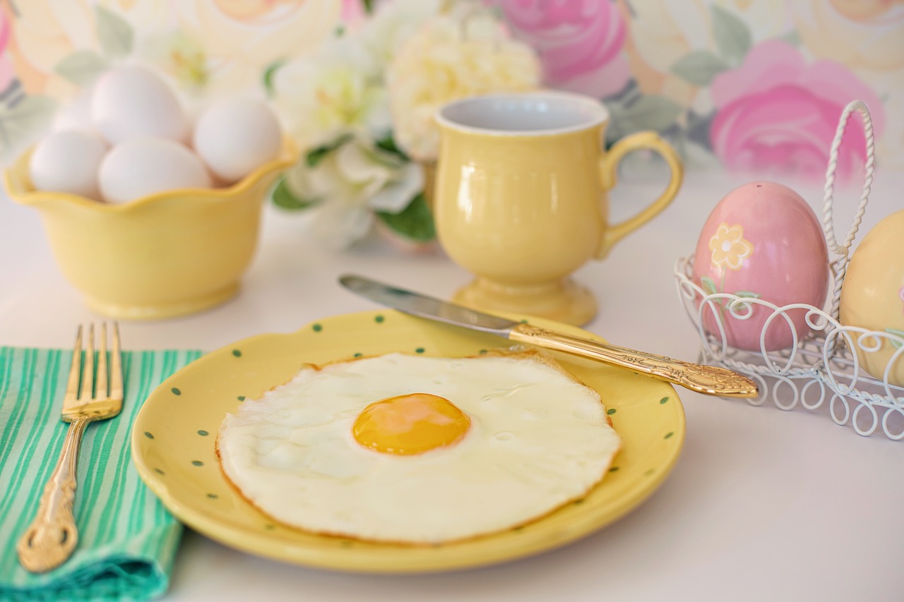 Image - fried egg breakfast easter morning