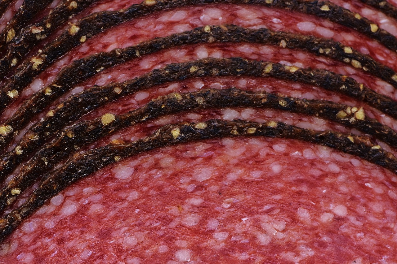 Image - salami sausage pepper rim discs