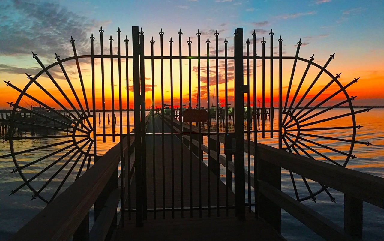 Image - gateway sunrise sky scenic morning