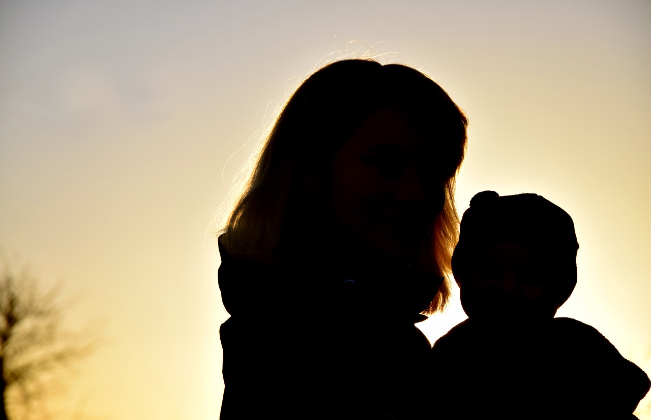 Image - silhouette woman child family