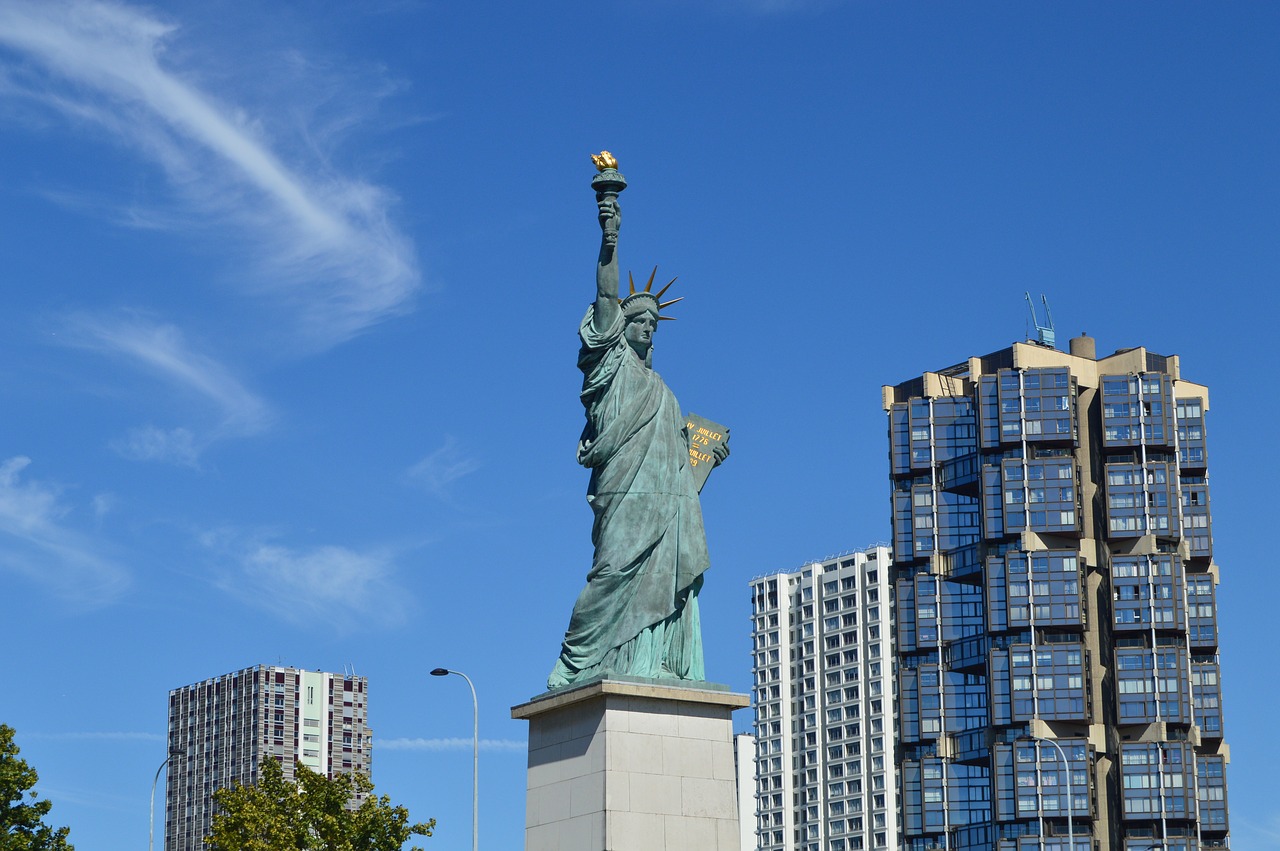 Image - paris statue of liberty blue sky