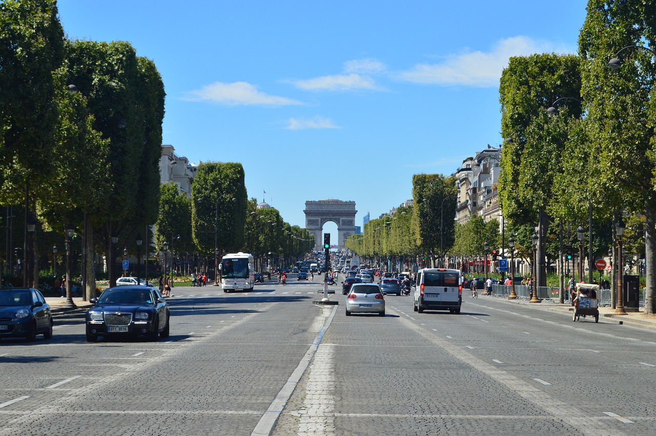 Image - arc dear triomphe paris blue sky