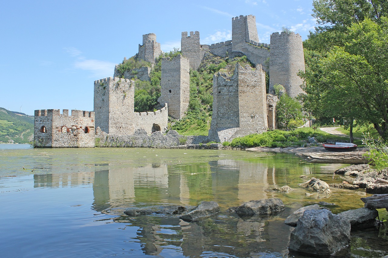 Image - đerdap serbia castle river old