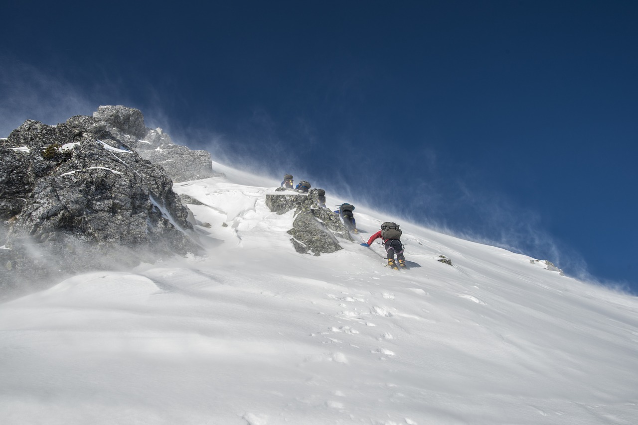 Image - mountain climbing landscape japan