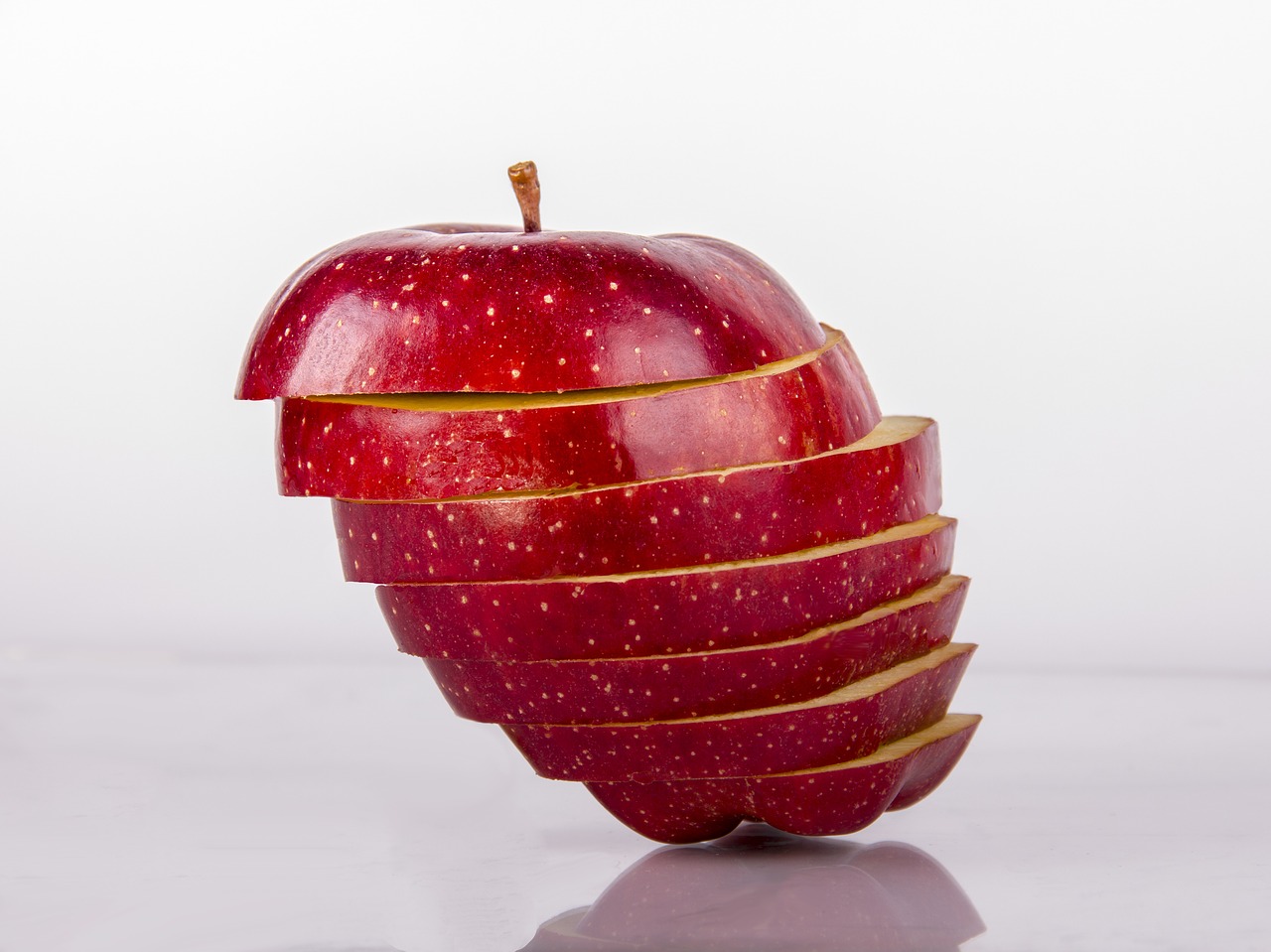 Image - apple object sliced ​​apples red