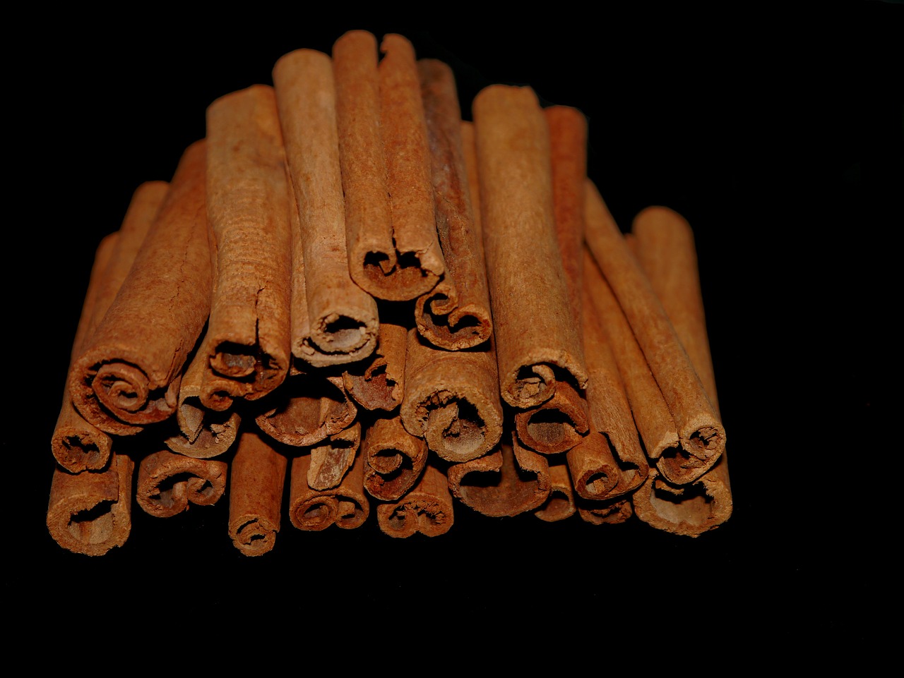 Image - cinnamon cinnamon stick spice