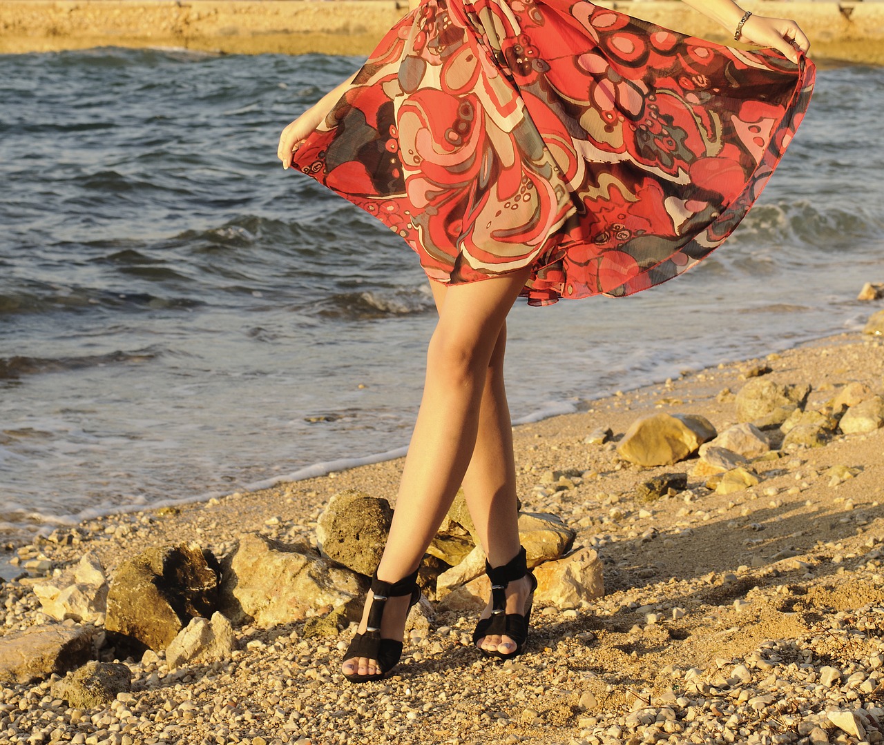 Image - legs woman outdoors beach summer