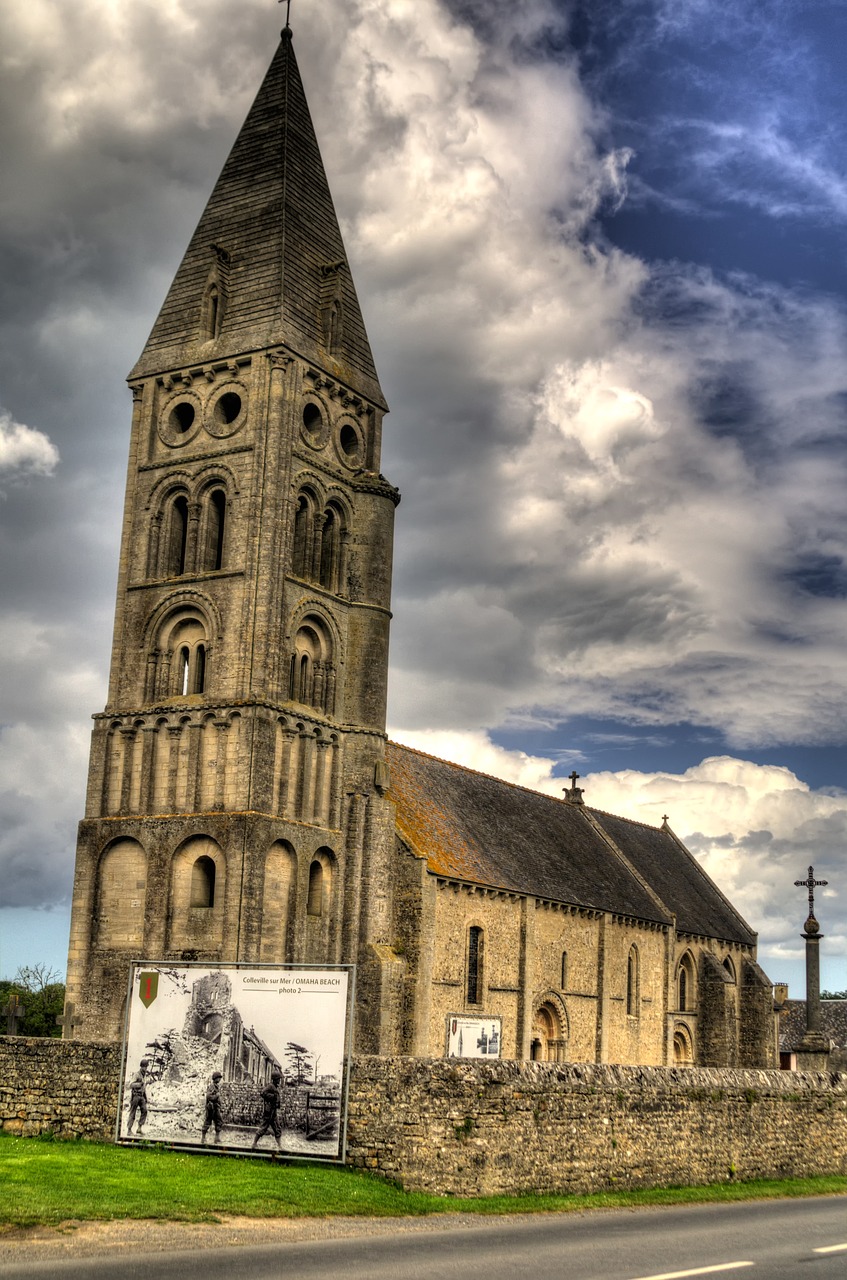 Image - war d day church normandy