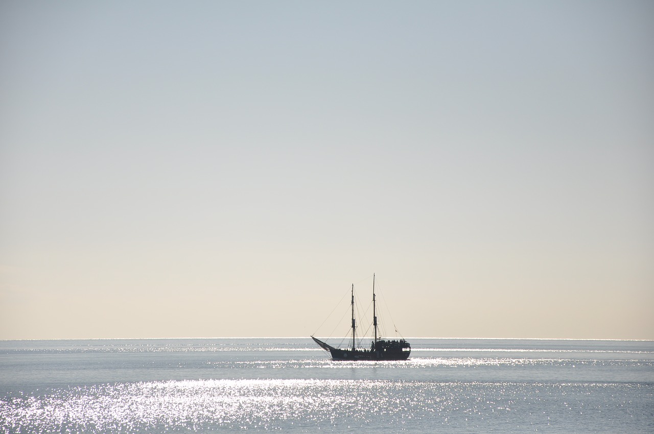 Image - boat beach sea landscape costa