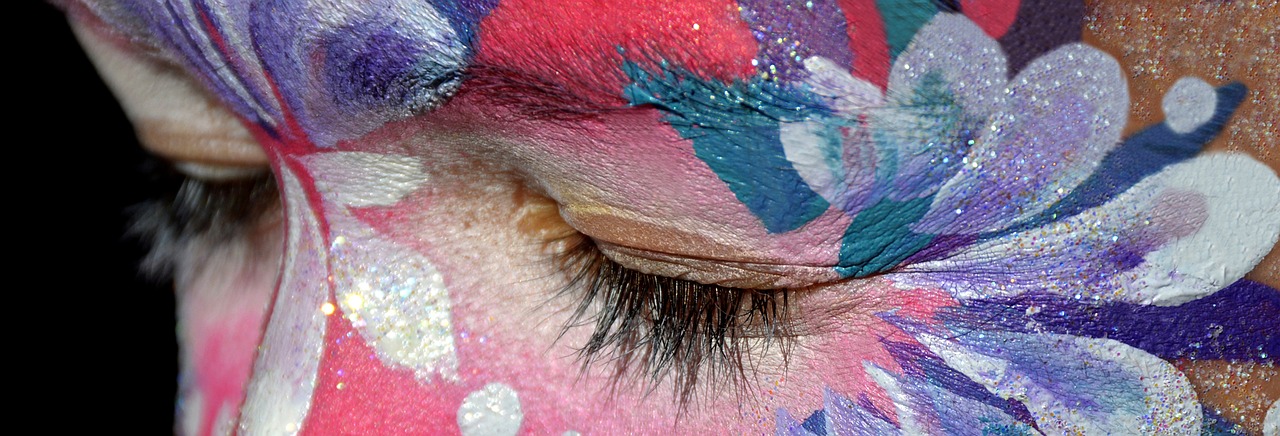 Image - make up rouged face close eye pink