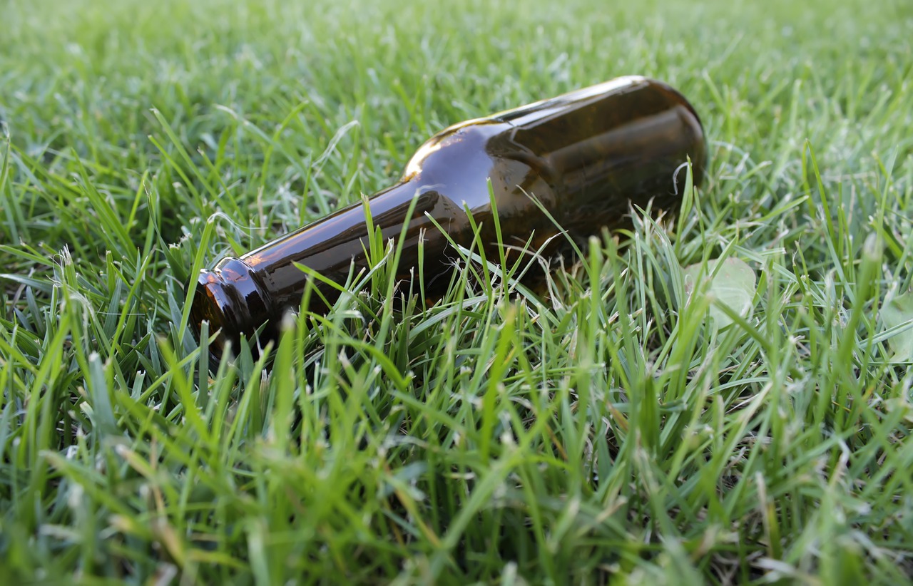 Image - beer bottle label cap brown