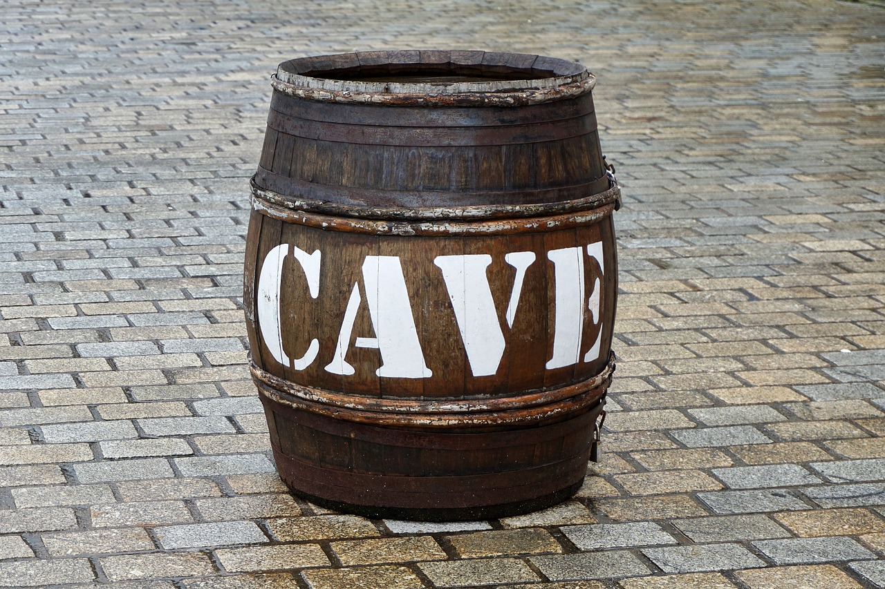 Image - barrel drink cave wine white wine